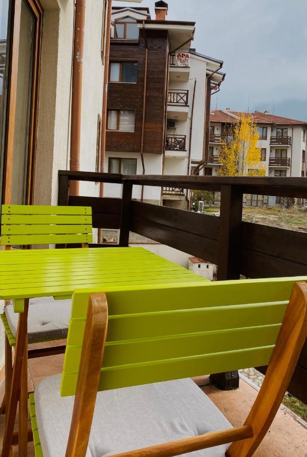 Charming Ski Apartments Near Gondola & Bar Street, Cedar Lodge 1 Complex Bansko Esterno foto
