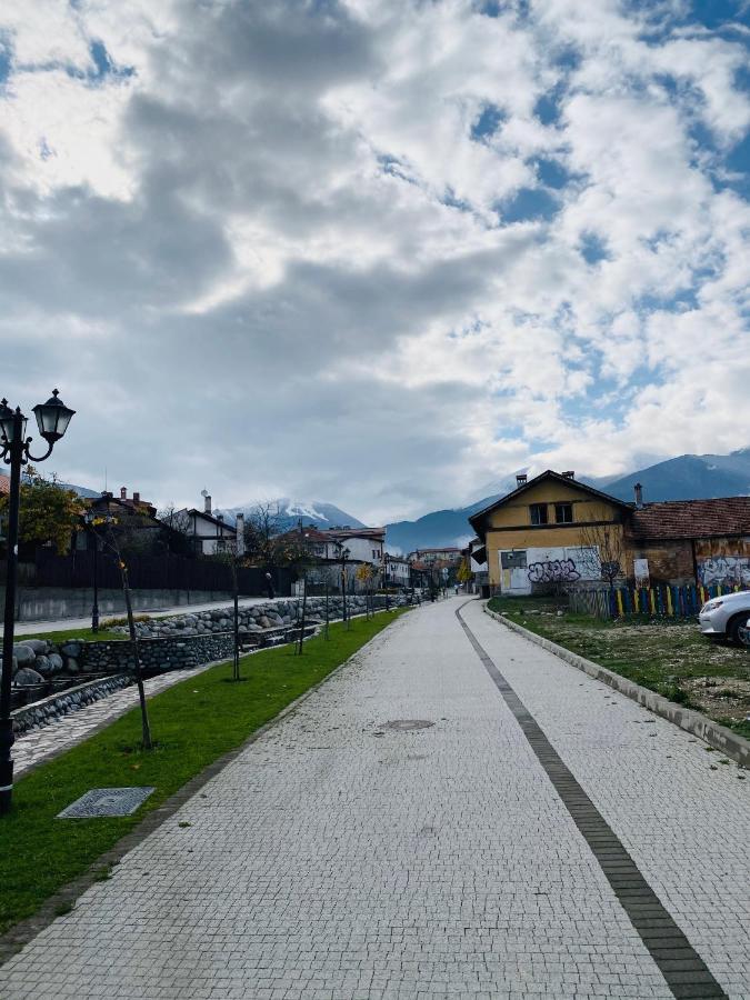Charming Ski Apartments Near Gondola & Bar Street, Cedar Lodge 1 Complex Bansko Esterno foto