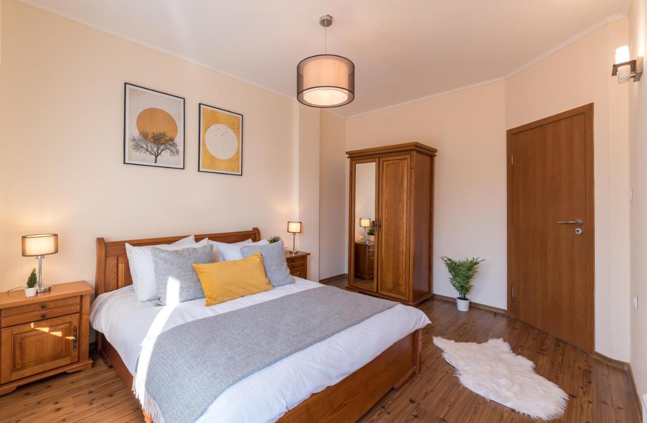 Charming Ski Apartments Near Gondola & Bar Street, Cedar Lodge 1 Complex Bansko Esterno foto